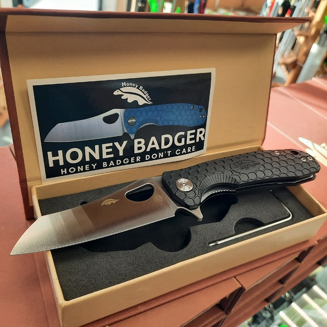 Перочинные ножи Honey Badger 