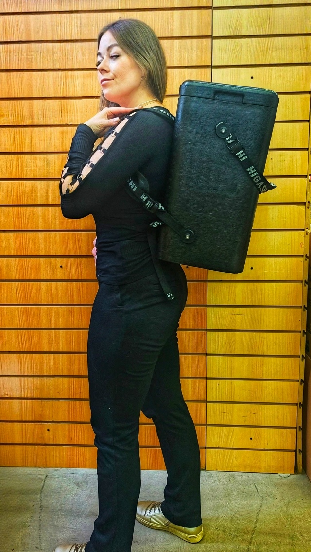 Рыболовный зимний ящик Higashi 