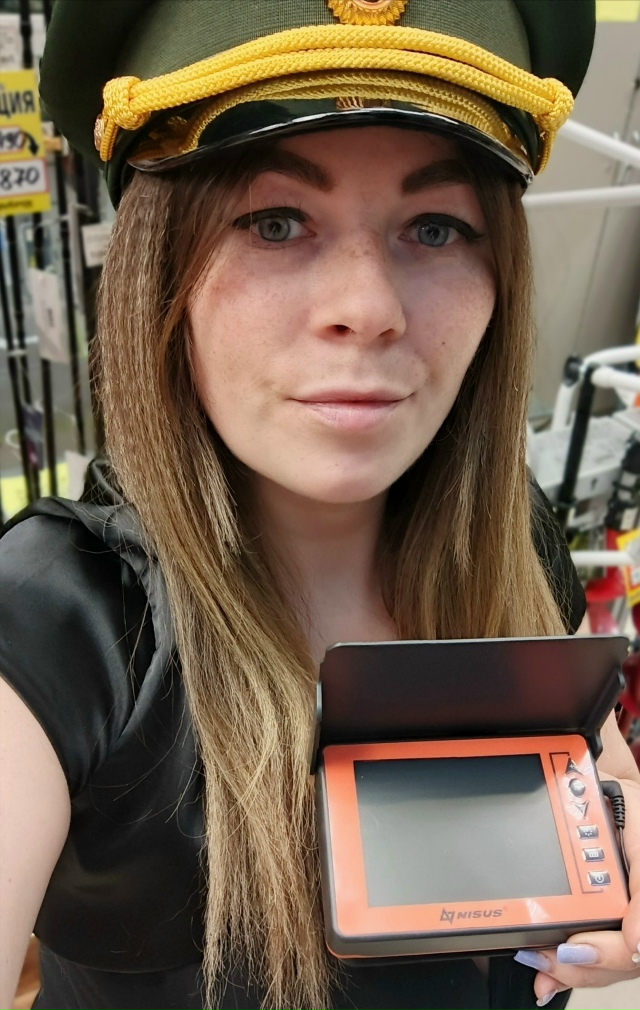 Я всегда с собой беру - видеокамеру ! 