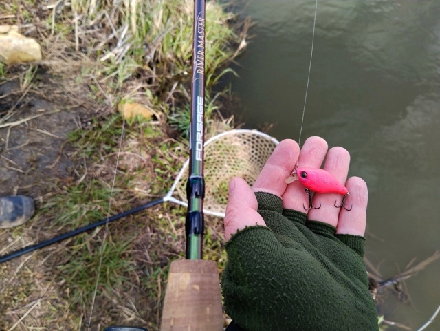Воблер JACKALL Chubby один из лучших и самых стабильно работающих приманок для ловли форели. 